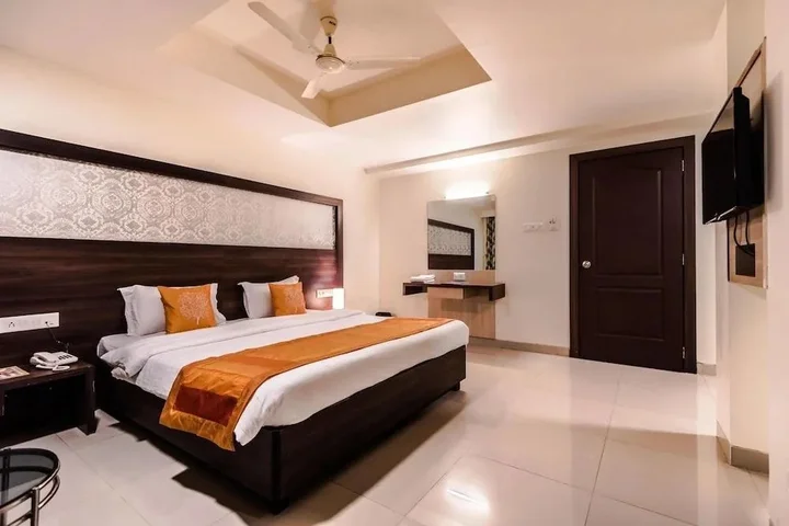 Панвель: Hotel Veer Residency