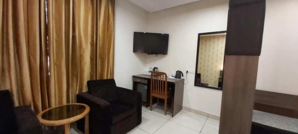 Дехрадун: OYO 6090 Hotel Park View Premium