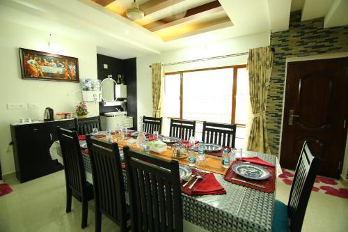 Мухамма: Captain’s Cabin Backwater Resort