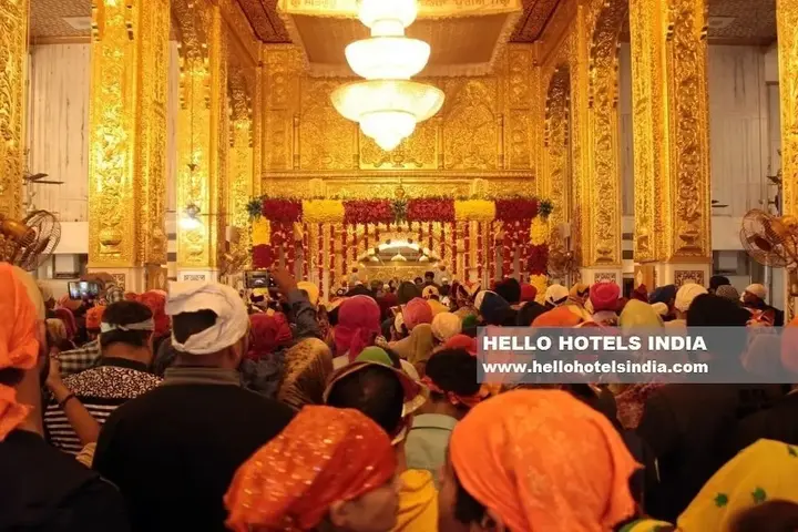 Нью-Дели: Hotel Suzi International