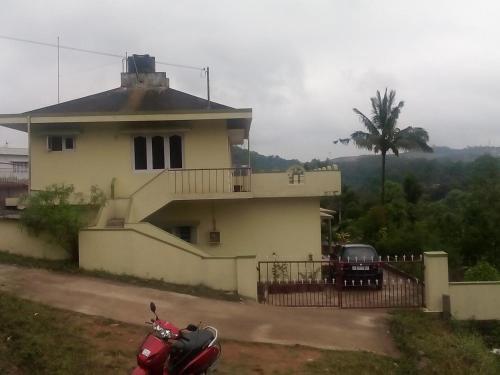 Мадикери: Coorgee Family Homestay
