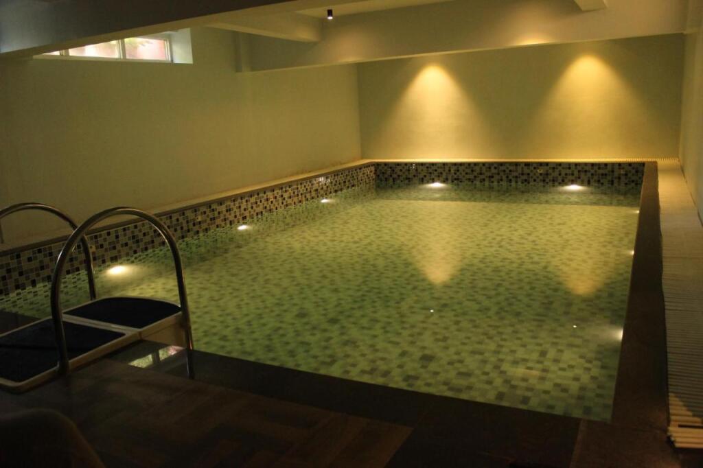 Гора Абу: Hotel Mount Regency