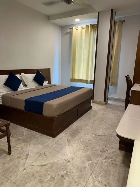 Нью-Дели: FabHotel Swaruchi Inn Rohini