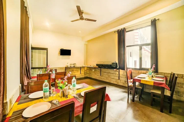 Ришикеш: FabHotel Om Shivaay Inn