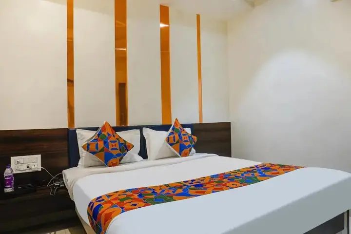 Ширди: FabHotel Sai Baba Temple