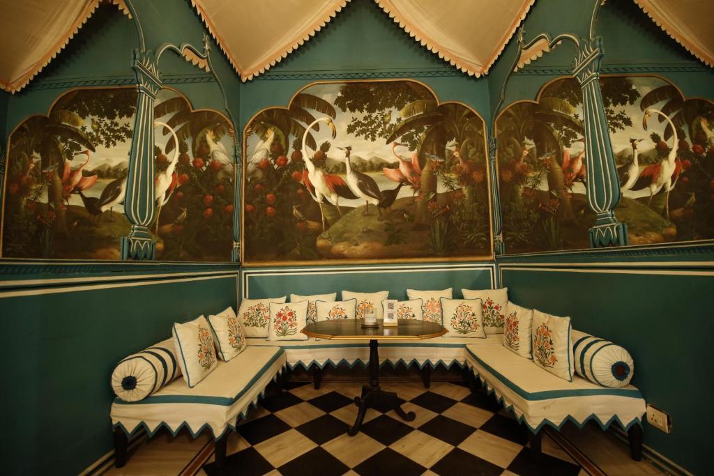 carousel image 3