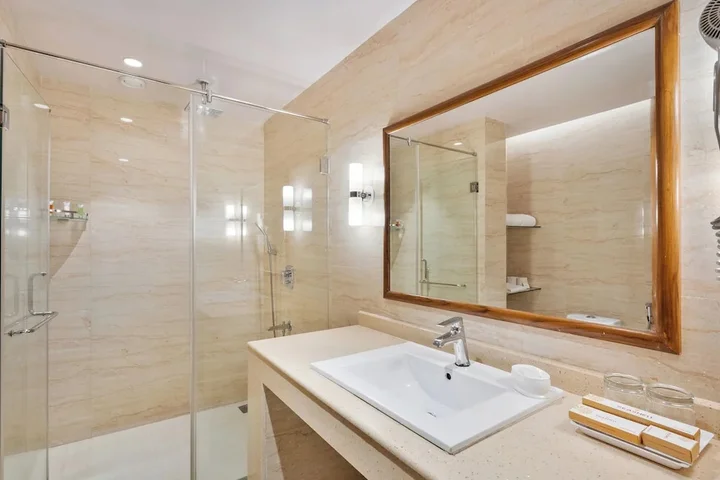 Кандолим: Seashell Suites and Villas