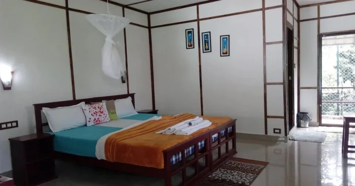 Кумили: Periyar Inn
