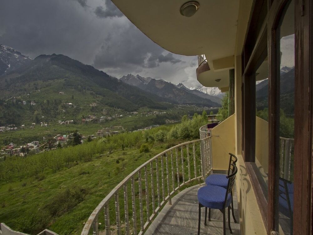 Манали: Hotel Peak View