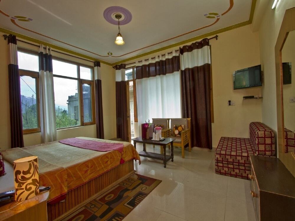 Манали: Hotel Peak View