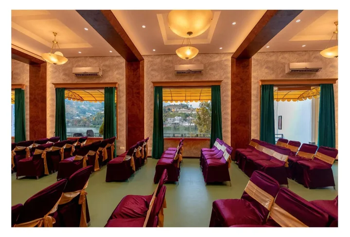 Наинитал: Hotel Harshikhar
