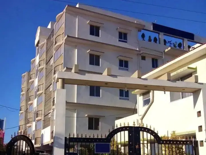 Vista Rooms at Adhiyaman College — фото 3