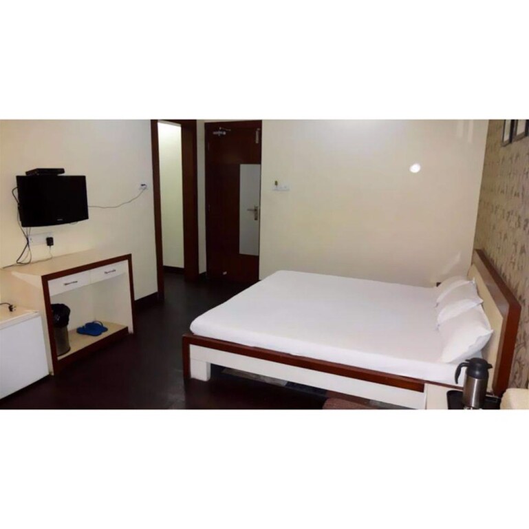 Индаур: Vista Rooms At Bhavarkaun