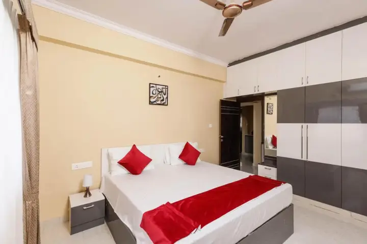 OYO 374 Apartment Near Fortis Hospital — фото 1