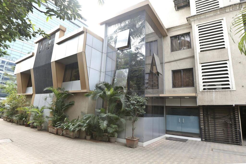 Мумбаи: OYO Apartments Powai Lake
