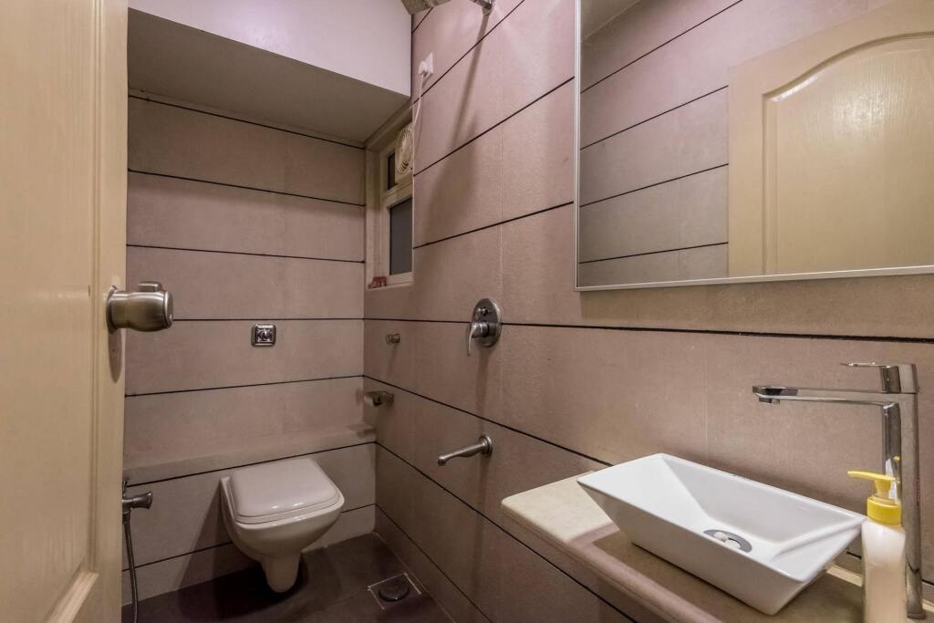 Мумбаи: OYO Apartments Powai Lake