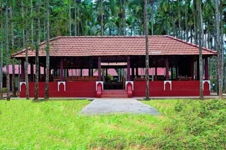 Кушалнагар: La Flora Prakruth Resort