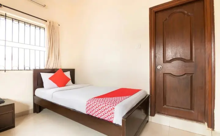 Бангалор: CAPITAL O 432 Hotel Victoria Heights