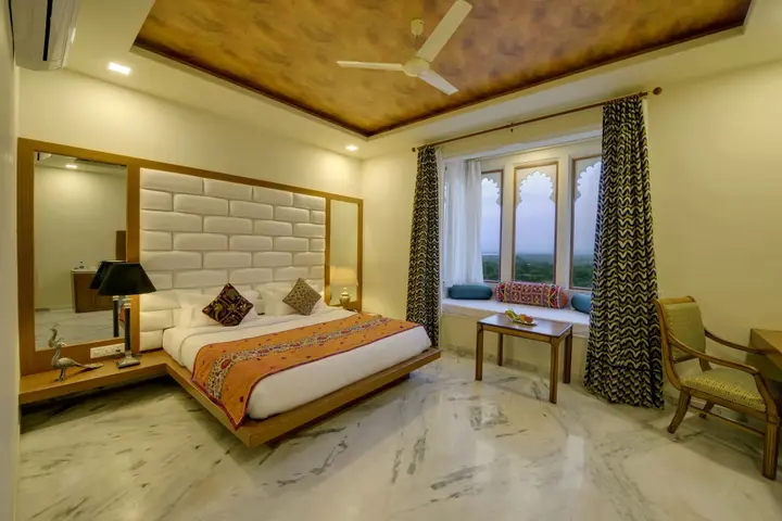 Натхдвара: juSTa Brij Bhoomi Nathdwara