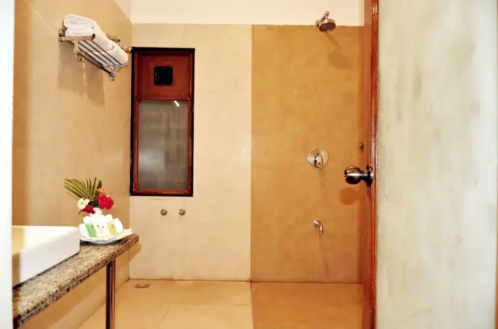 Натхдвара: juSTa Brij Bhoomi Nathdwara