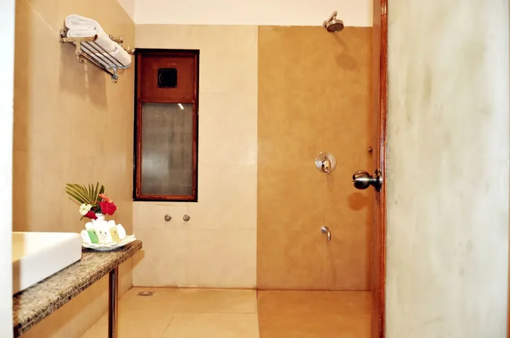 Натхдвара: juSTa Brij Bhoomi Nathdwara