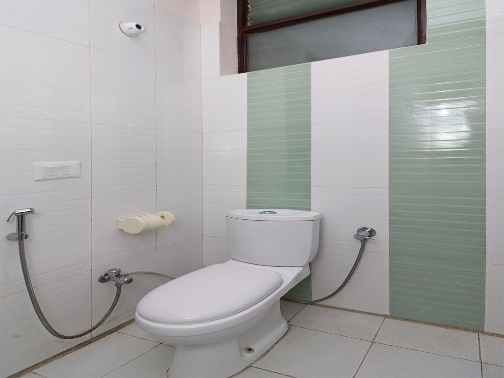 Прем-Нагар: OYO 7547 Hotel Burans Residency