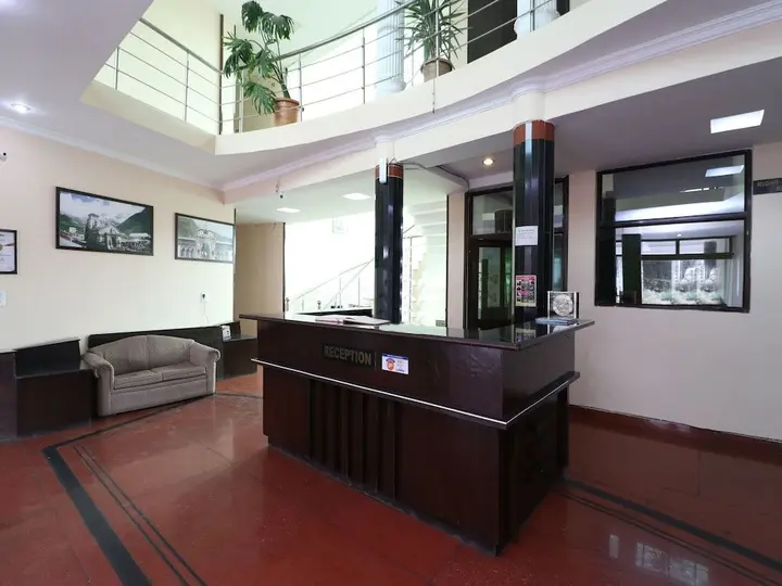Прем-Нагар: OYO 7547 Hotel Burans Residency