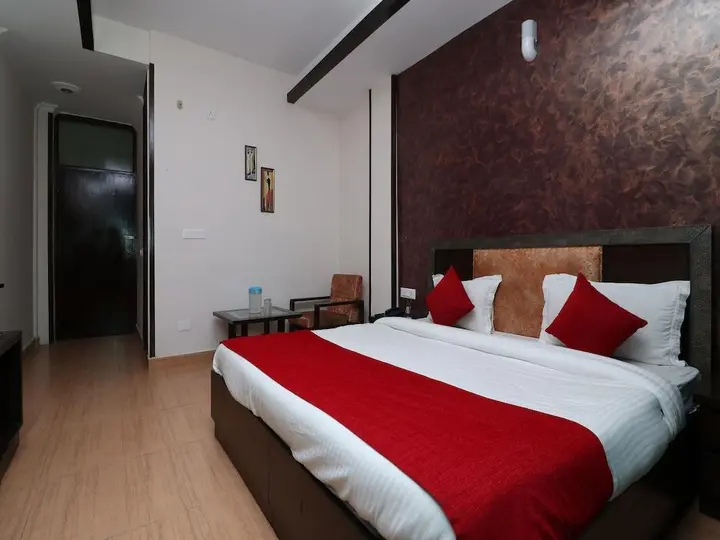 Прем-Нагар: OYO 7547 Hotel Burans Residency