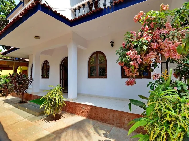 Бага: OYO 8024 Hacienda Guest House