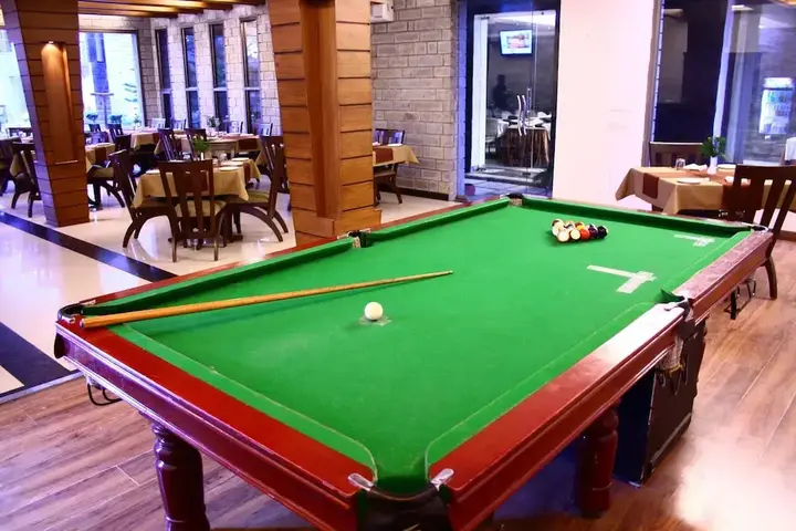 Казаули: Kasauli Castle Resort