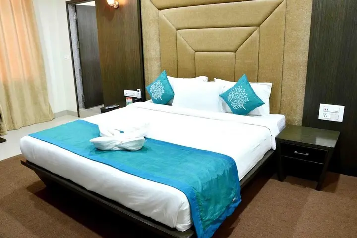 Индаур: OYO 1546 The Sensation Hotel