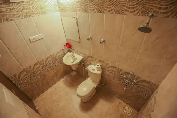 Ахмедабад: OYO 703 Hotel Shahi Palace