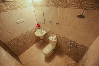 Ахмедабад: OYO 703 Hotel Shahi Palace