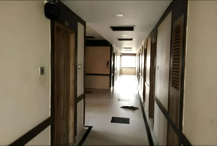 Эроде: Westland Hotel