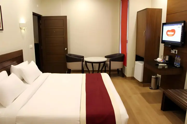 Агра: FabHotel Taj Nagari