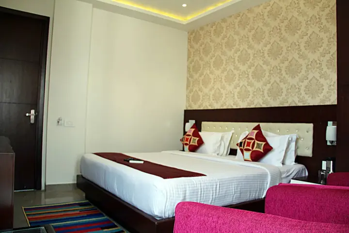 Агра: FabHotel Taj Nagari