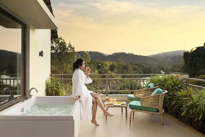 Лонда: Whistling Woodzs Resort