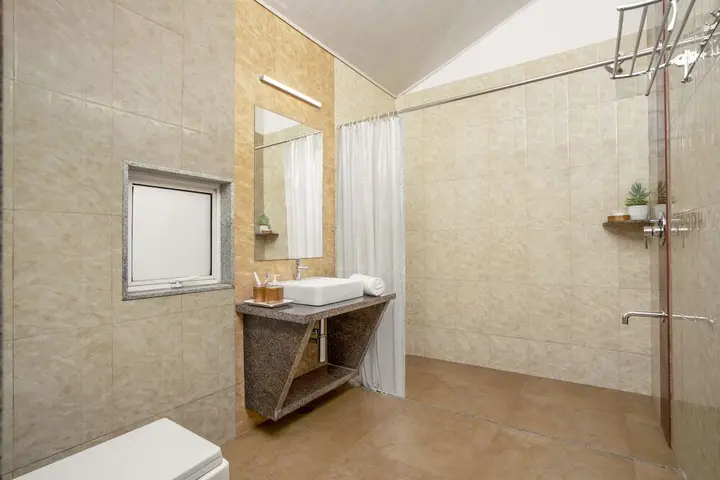 Лонда: Whistling Woodzs Resort