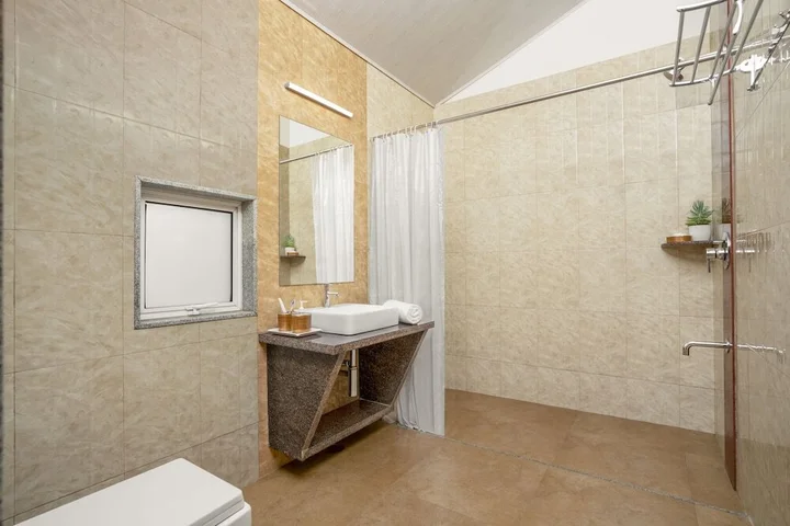 Лонда: Whistling Woodzs Resort