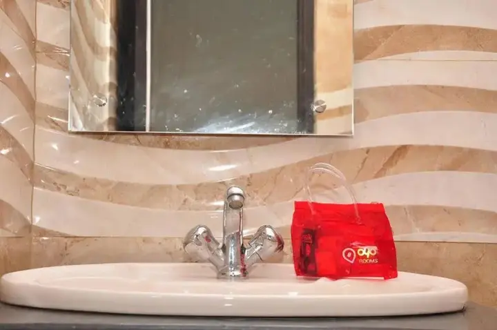 Амритсар: OYO 8766 Hotel DS Regency