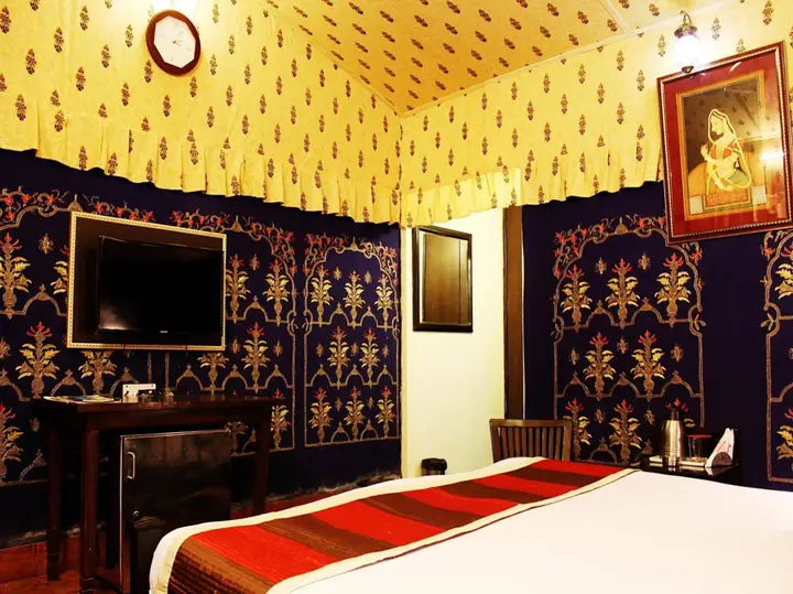 Алвар: OYO 1995 Hotel Nirwana