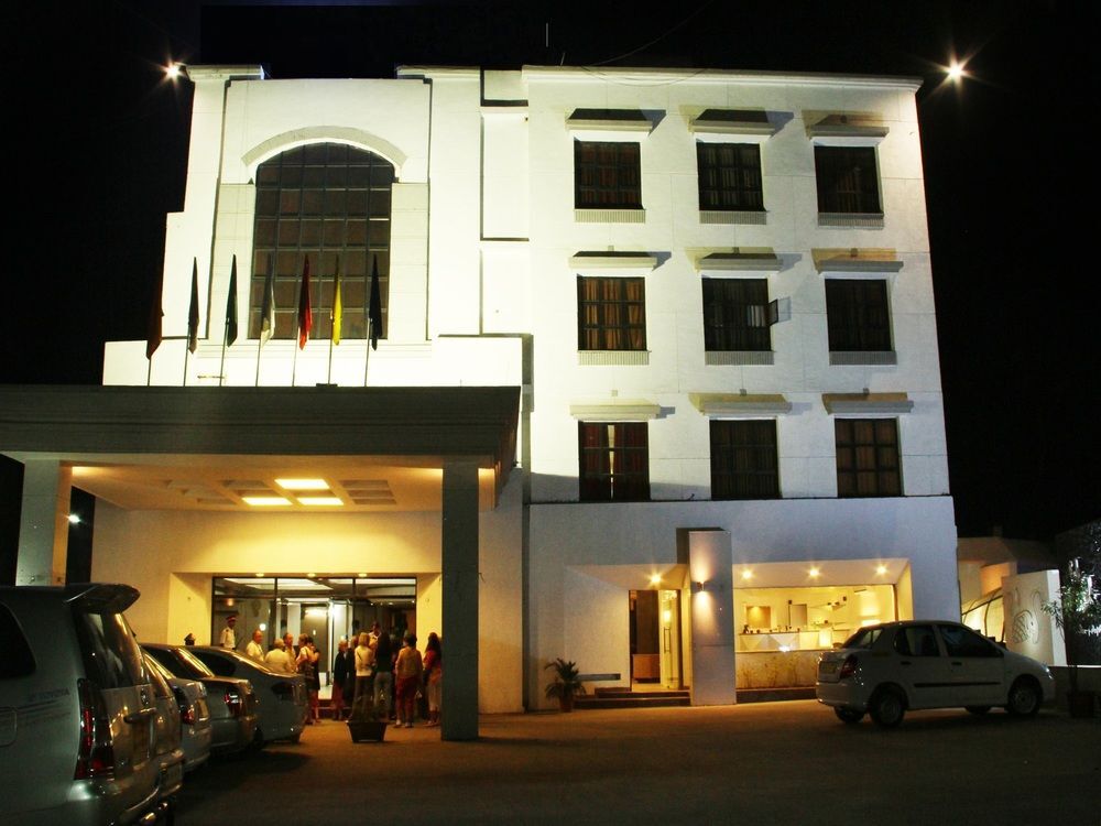 Аурангабад: OYO 2037 Hotel Manor