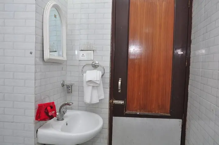 Амритсар: OYO Rooms Queens Road Near OBC Bank