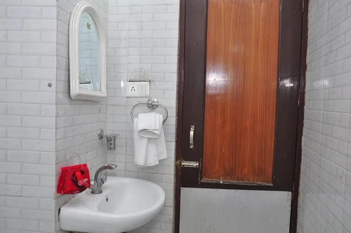 Амритсар: OYO Rooms Queens Road Near OBC Bank