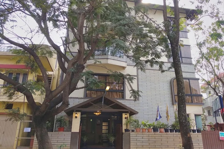 Бангалор: Oyo 3495 Dass Suites Koramangala