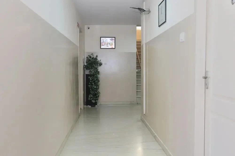 Бангалор: OYO Apartments Maharaja Signal