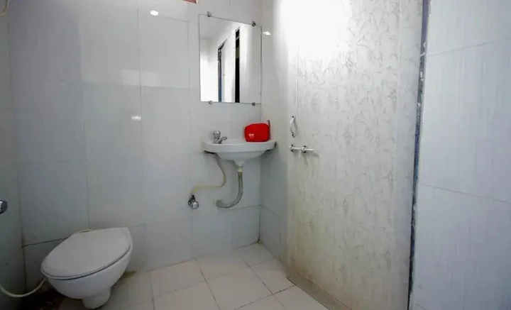 Ахмедабад: OYO Rooms Sola Bridge SG Highway