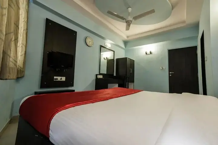 Ахмедабад: OYO Rooms Sola Bridge SG Highway