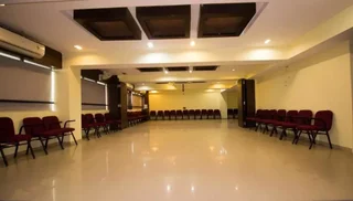 Ахмедабад: OYO Rooms Sola Bridge SG Highway