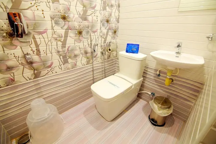 carousel image 4